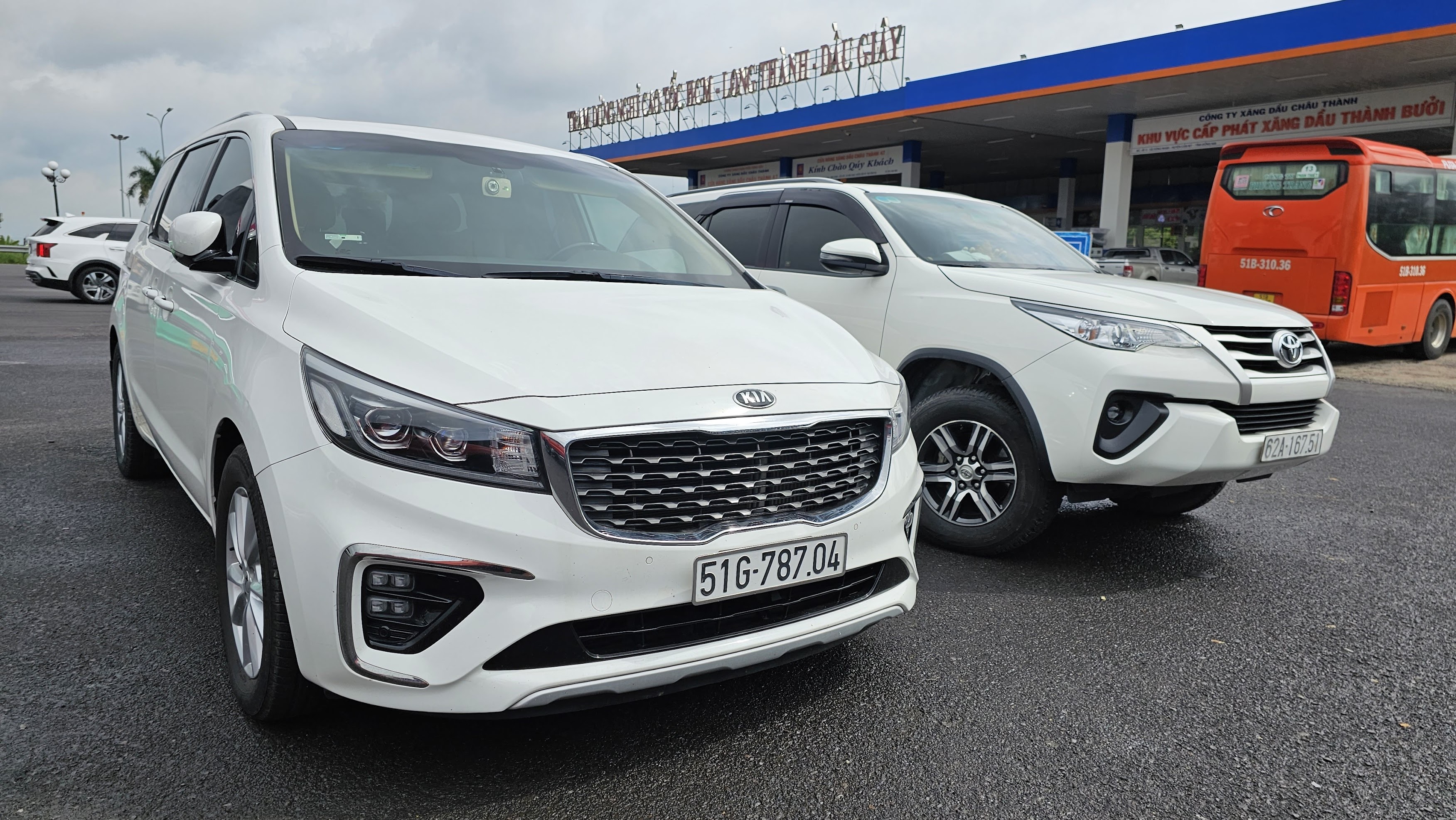 Xe 7 chỗ tự lái Kia SEDONA 2019 Máy Dầu Số Tự Động