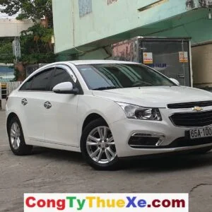 Xe 5 chỗ tự lái Chevrolet Cruze 2017 Số Sàn