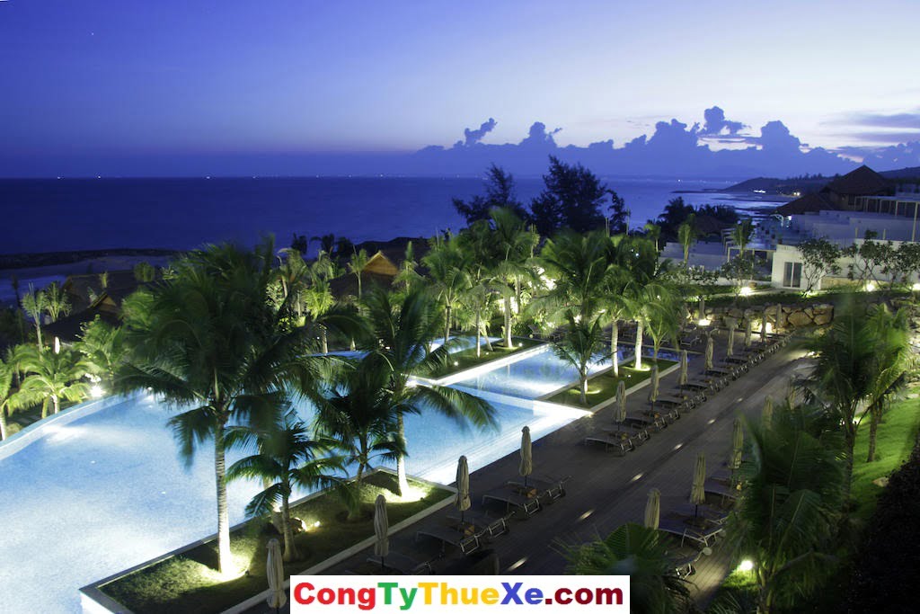 thuê xe đi The Cliff Resort & Residences Phan Thiết (2)