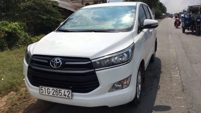 Thuê xe Innova 2017