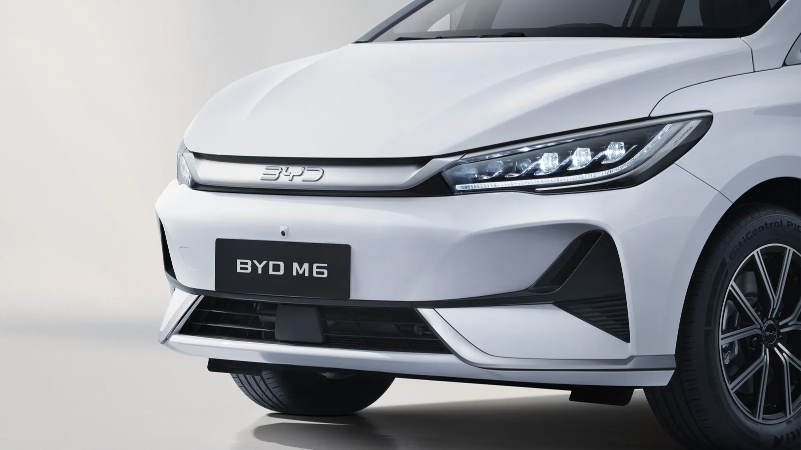 BYD M6 – chi tiết thiết kế