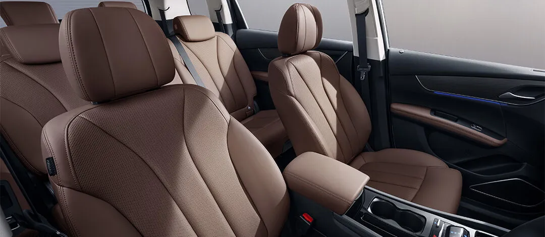 BYD M6 – khoang nội thất